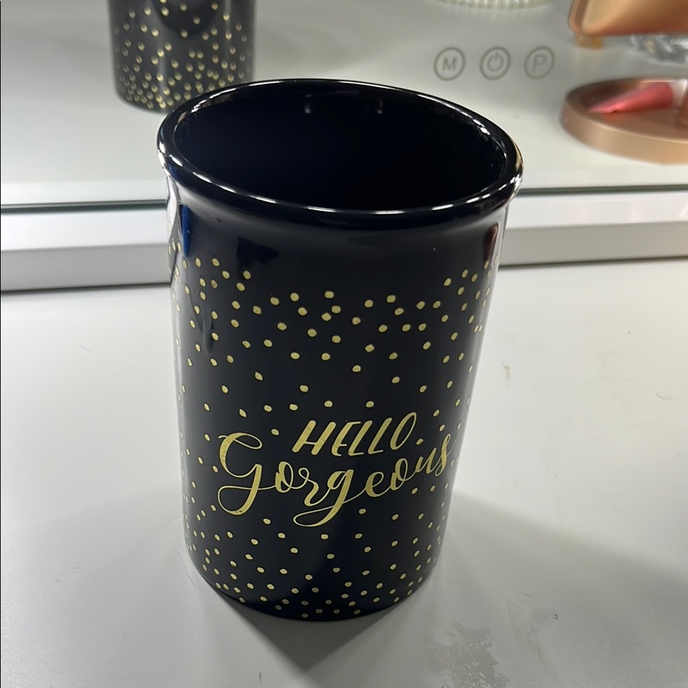 Black and Gold 'Hello Gorgeous' Brush Organizer